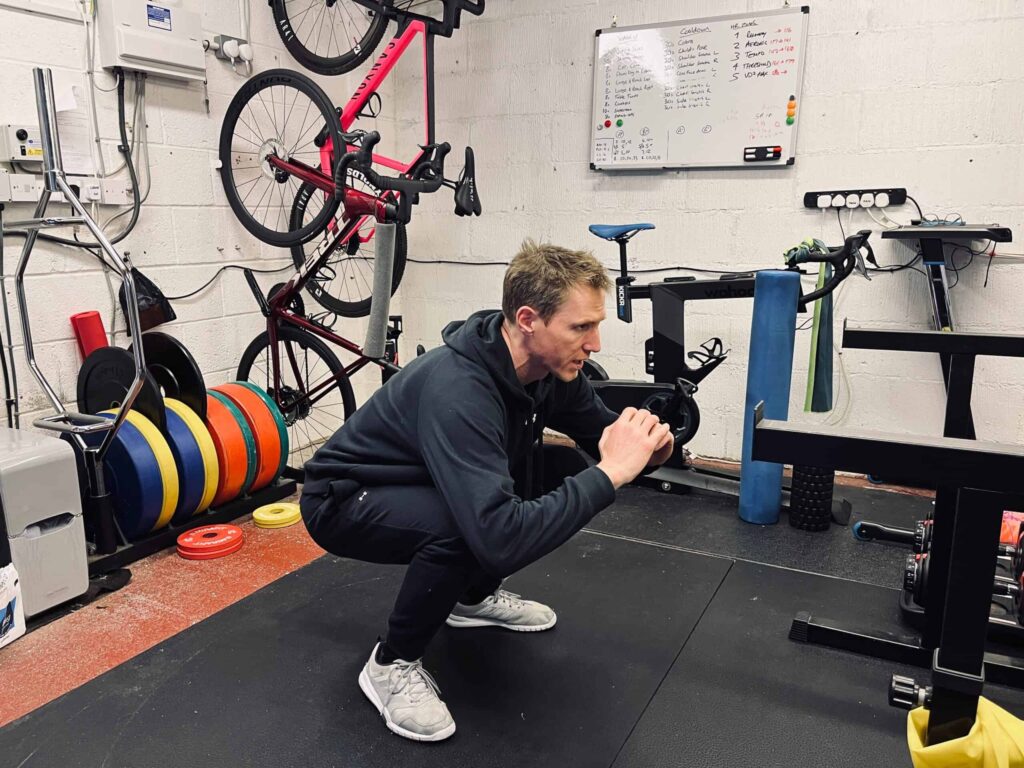 cyclist workout squat