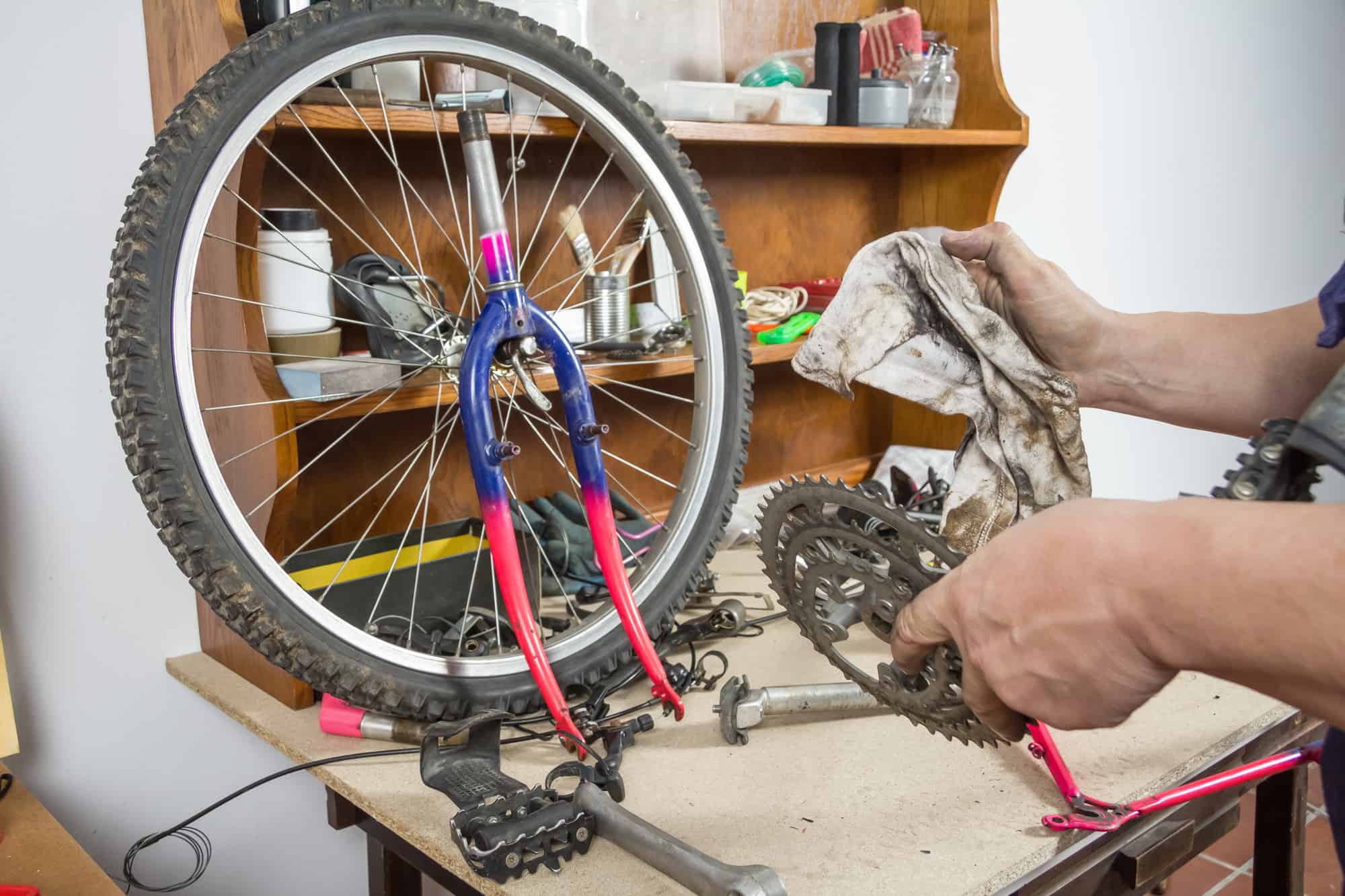 How To Clean Bike Wheels Pedallers